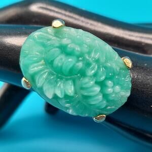 Vintage Green Peking Glass Carved Adjustable Ring Size 8 Mid Century